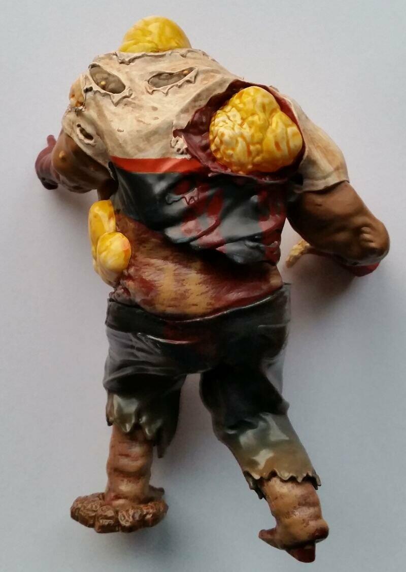 Dead Island Collectible Figurine Set: Popcorn Suicide Zombie